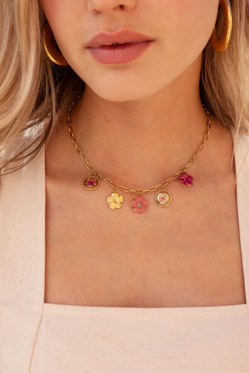 Island ketting met 5 bedel bloemen