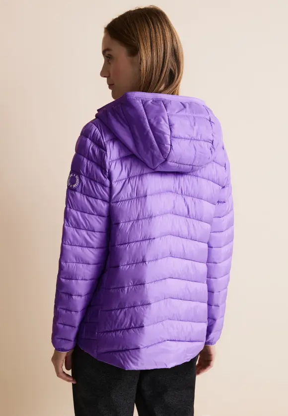 Kurze Steppjacke - shiny lilac