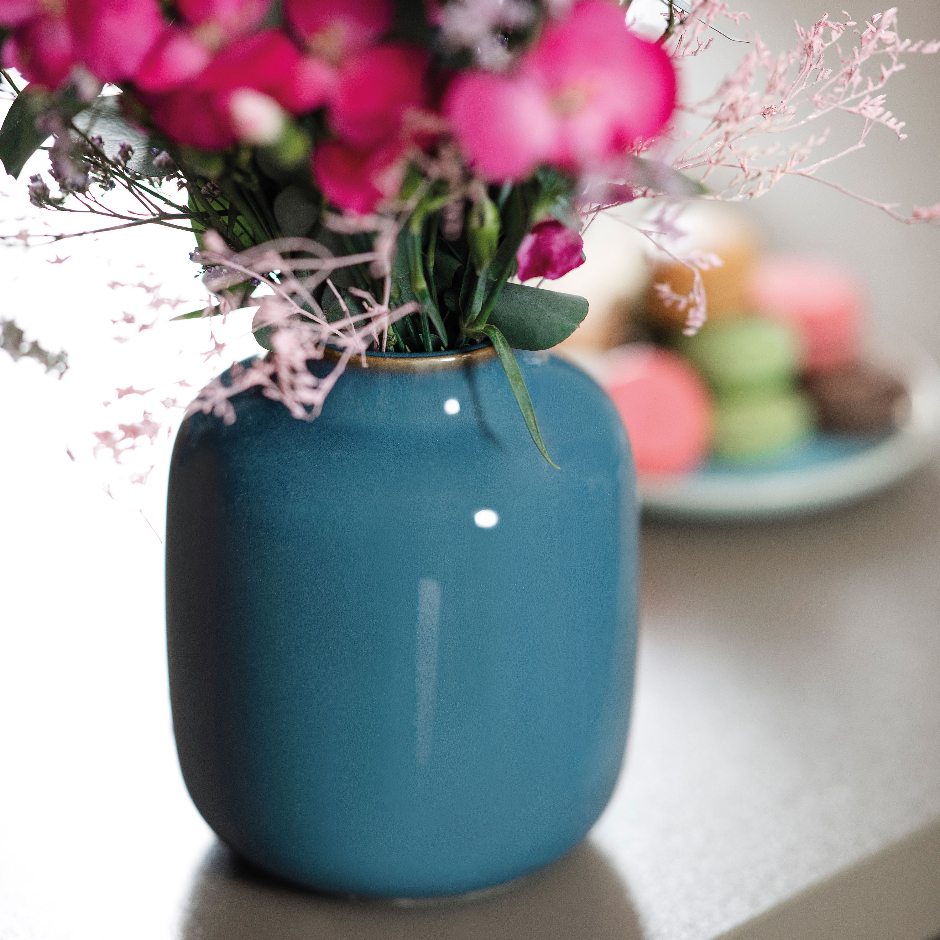 Lave Vase Blue, 5.1'' x 6.1'', earthenware