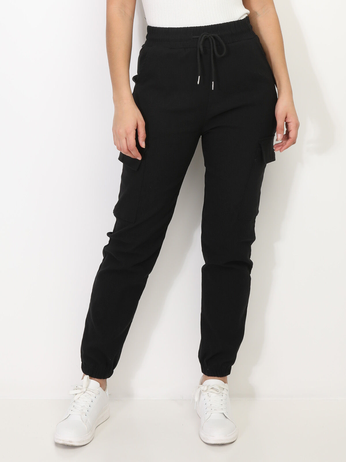 Pantalon cargo style jogging- Noir