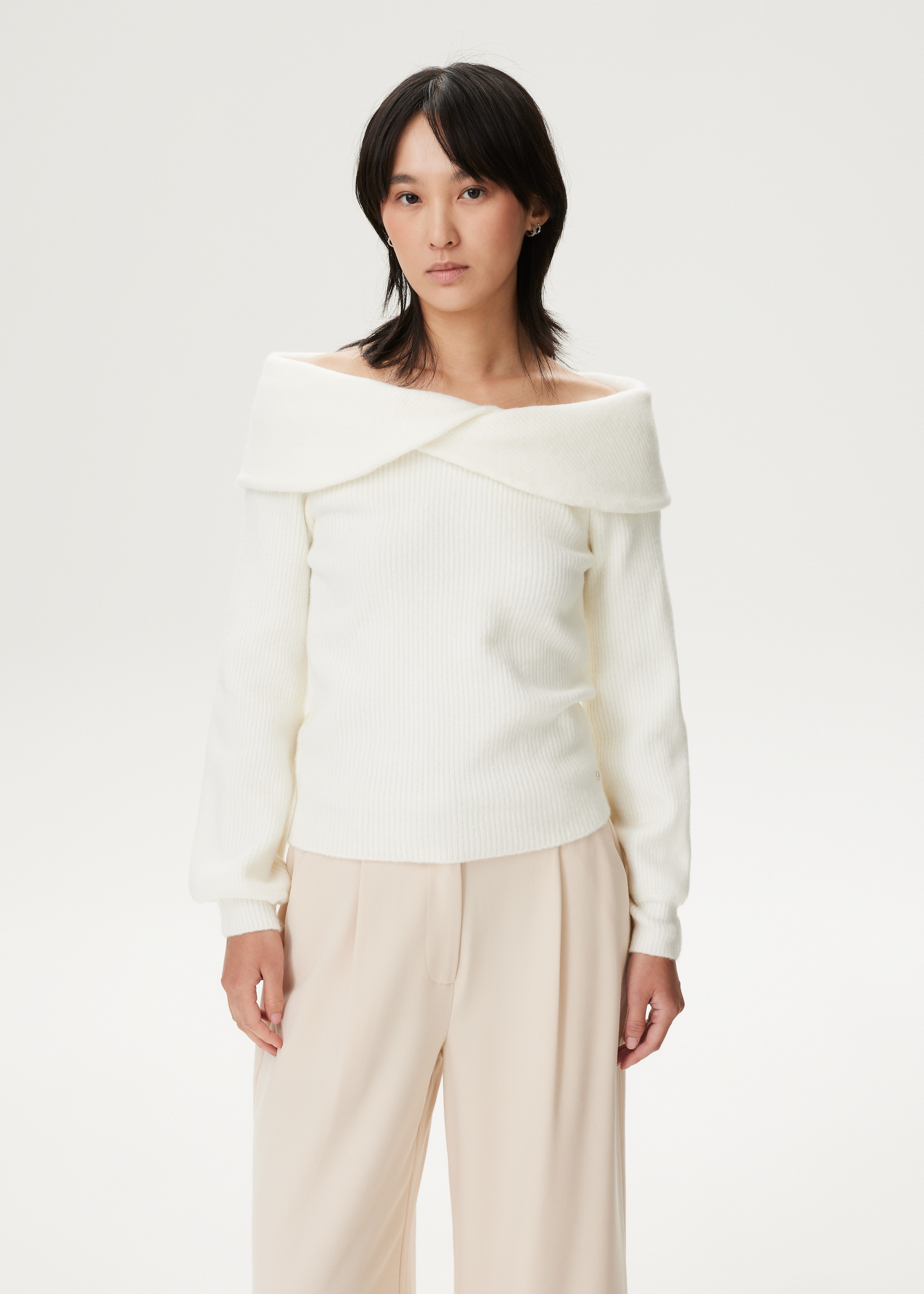 Gebreide off-shoulder trui