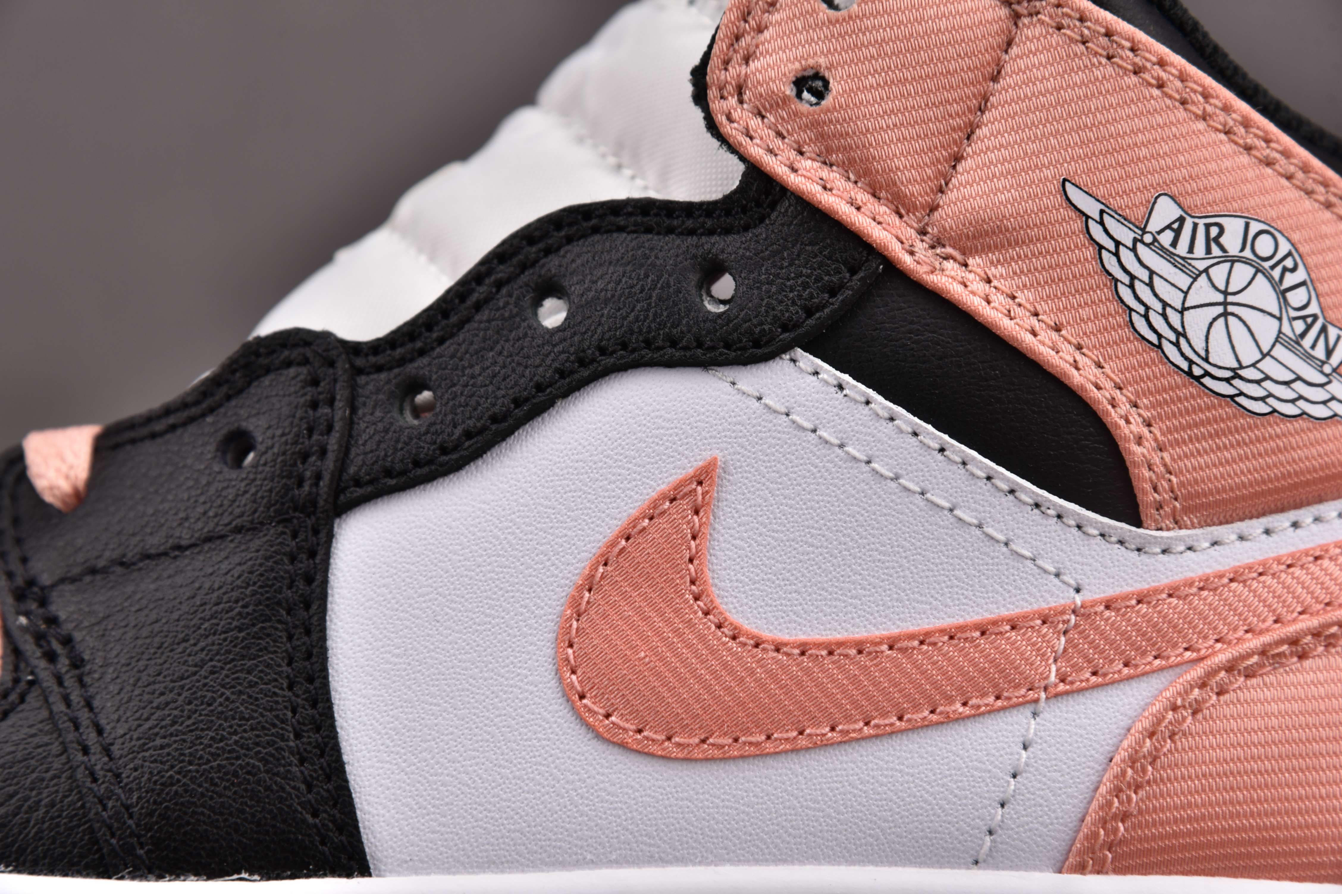 Jordan 1 Mid Light Madder Root (GS)