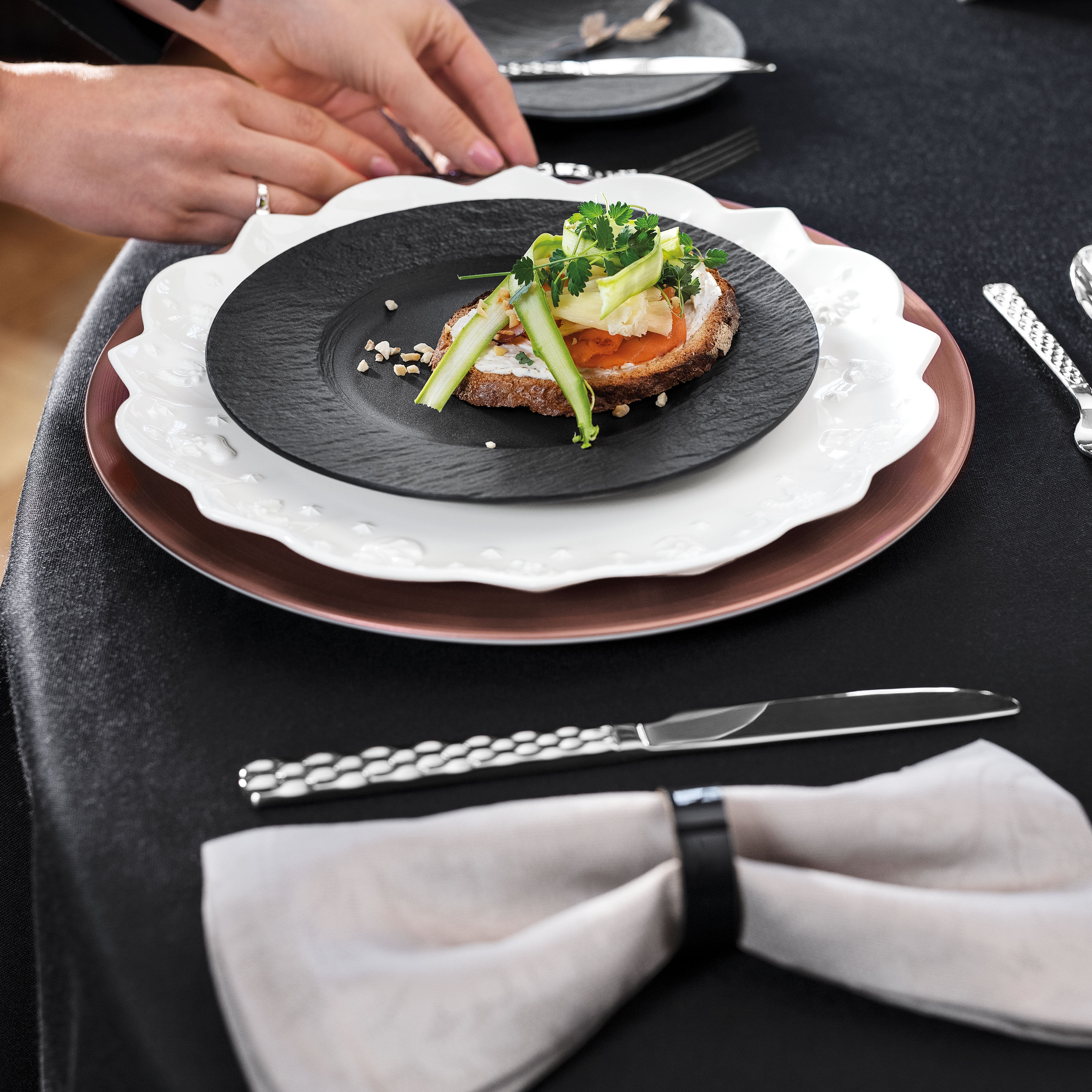 Manufacture Appetizer and dessert plate Black, 8.6'', Premium Porcelain