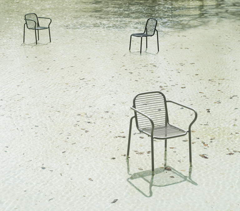 Normann Copenhagen Vig tuinstoel zwart