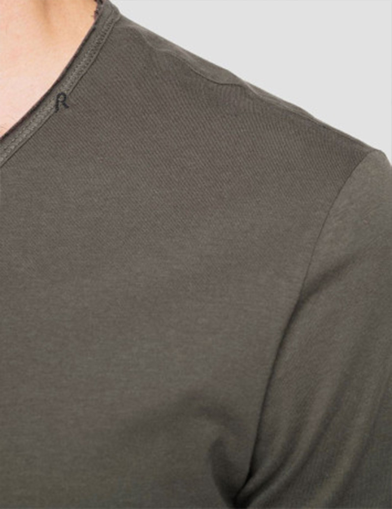 REPLAY T-SHIRT COL V COTON CEMENTO