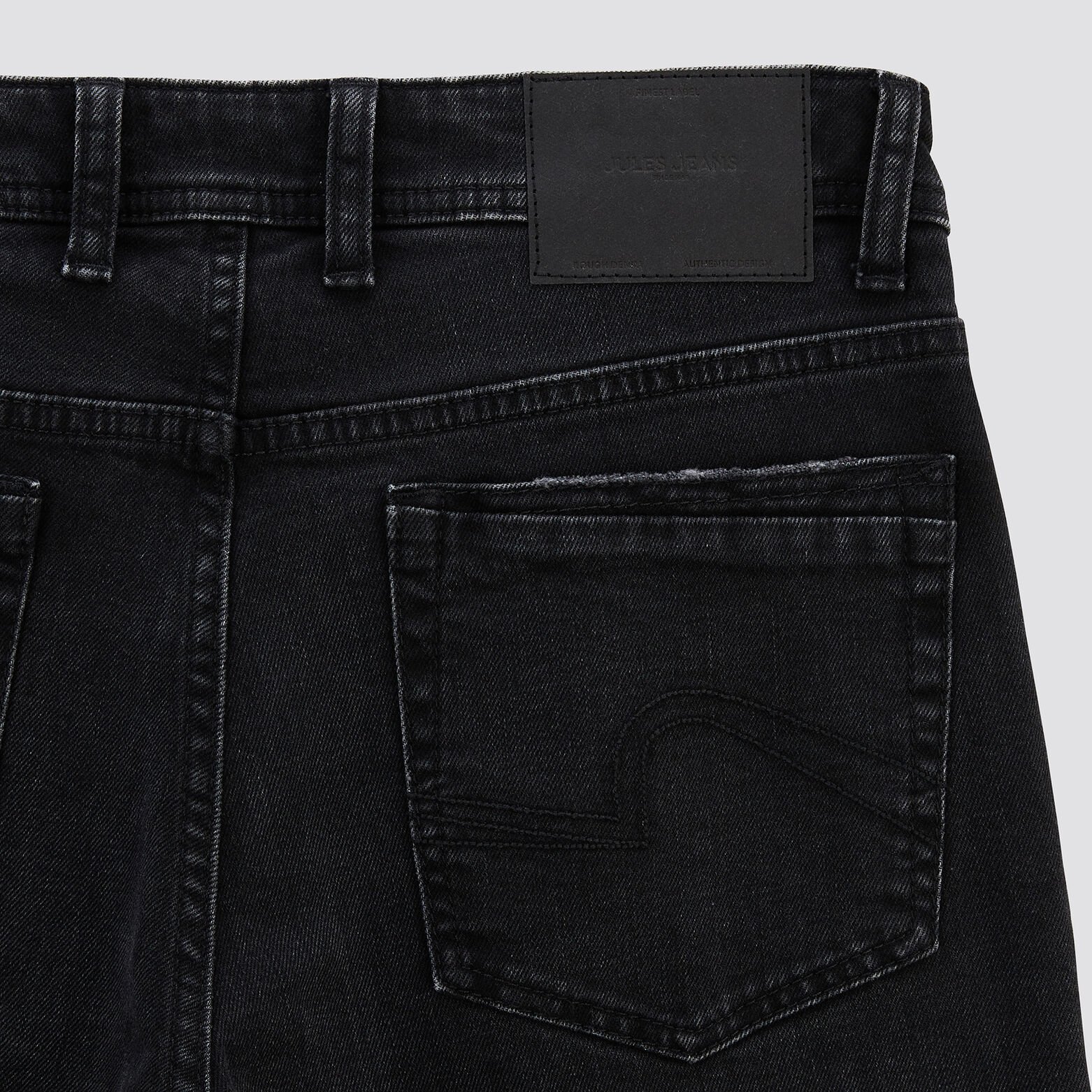 Jean straight 4 longueurs en coton recyclé Noir