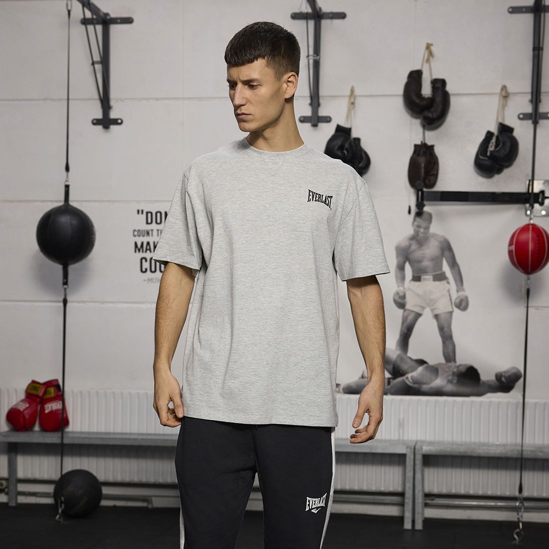 Oversized trenings t-skjorte Iconic logo