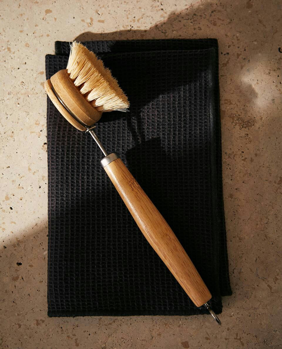 ESCOVA DE MESA DE MADEIRA