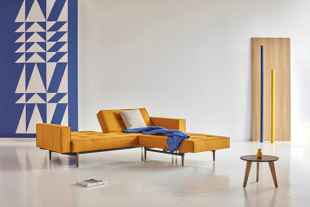 Schlafsofa mit Armlehnen Splitback Styletto dunkel