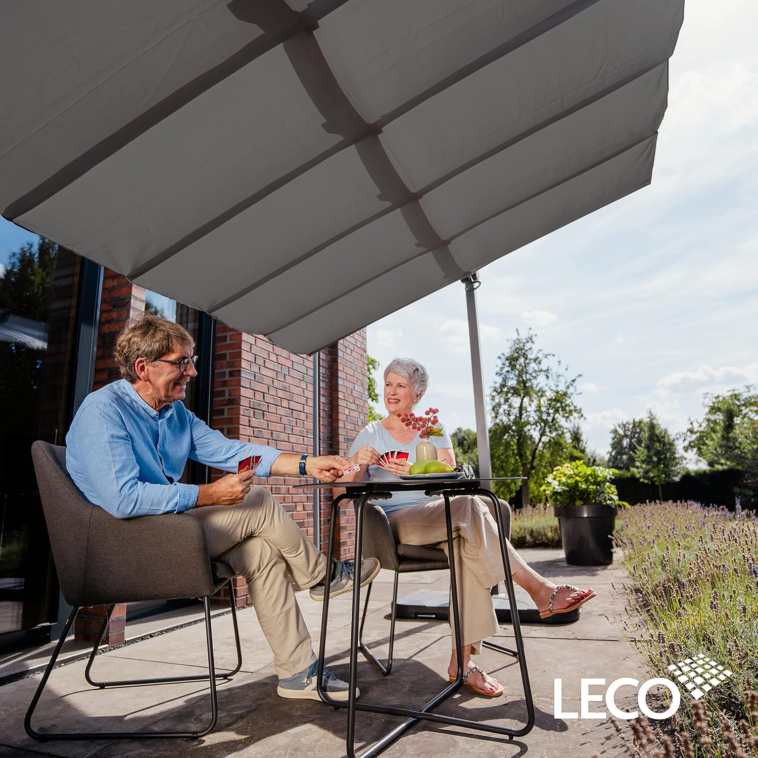LECO-Standarte Waved – faltbares Sonnendach, 4 x 2,5 m Aluminium-Terrassenüberdachung inkl. Schutzhülle – Anthrazit