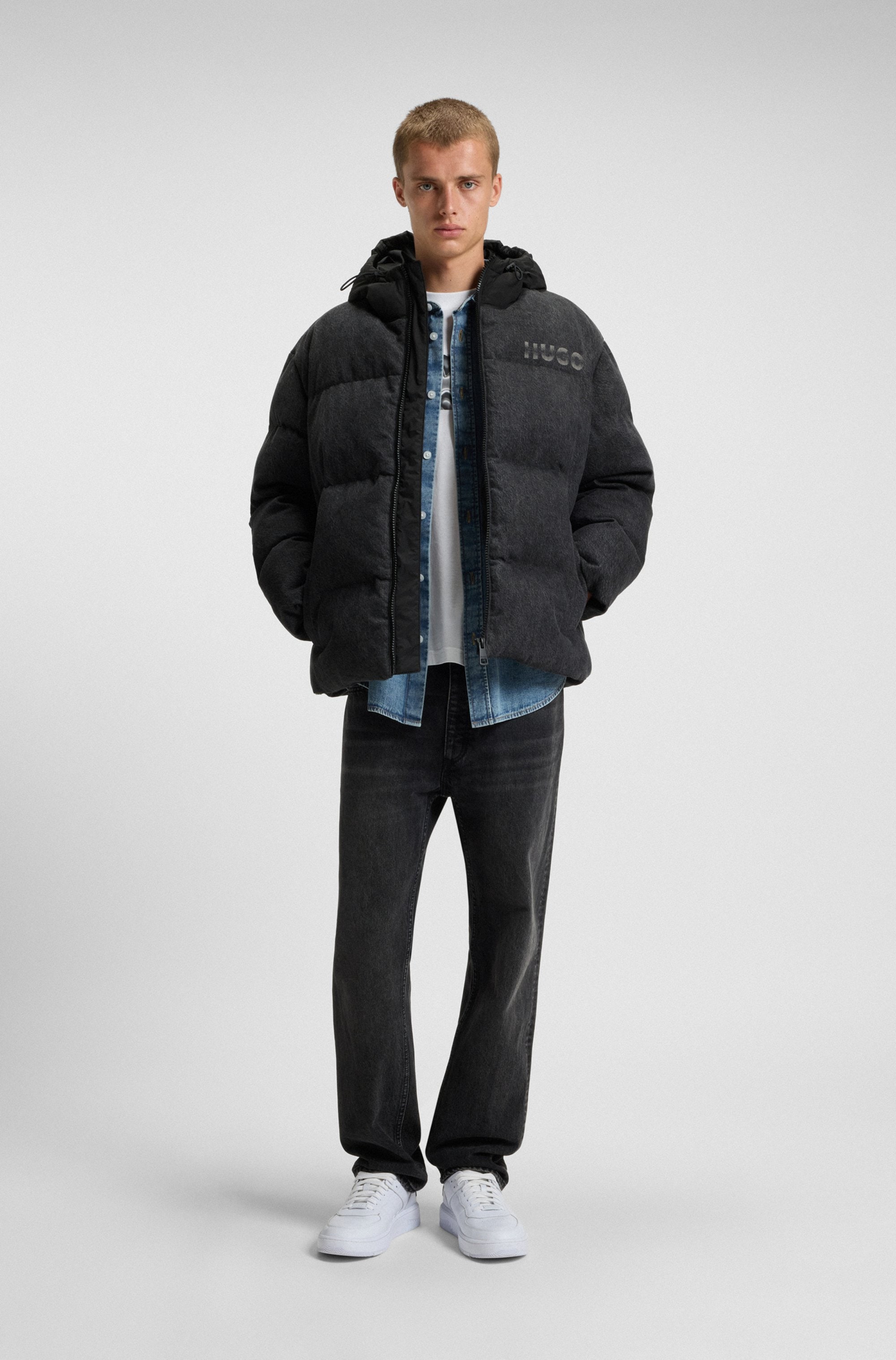 HUGO Blue Jeansjacke »Bowan« mit Kapuze kontrastfarbige Kapuze, lockere Passform, Denim mit Vintage-Waschung