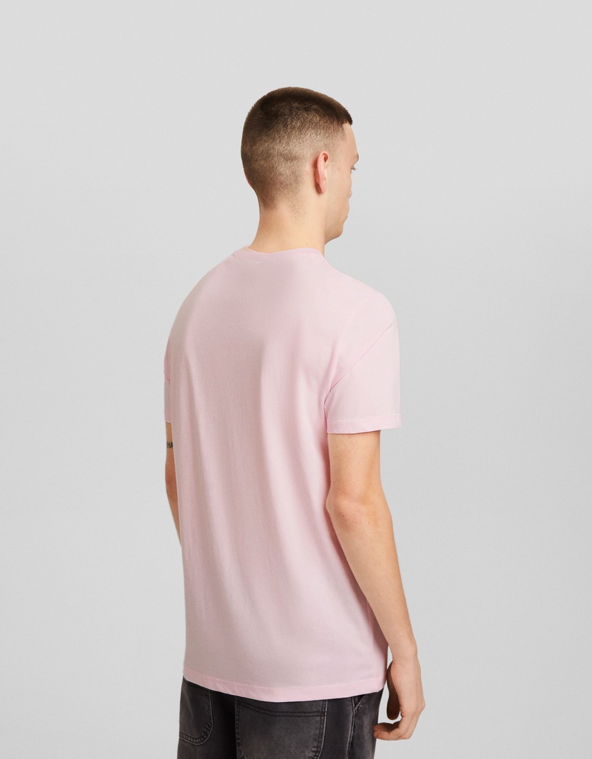 Camiseta de manga curta com modelagem regular