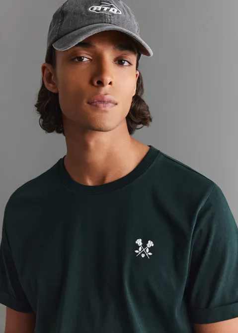 T-shirt met kruis logo groen (GRN.D)