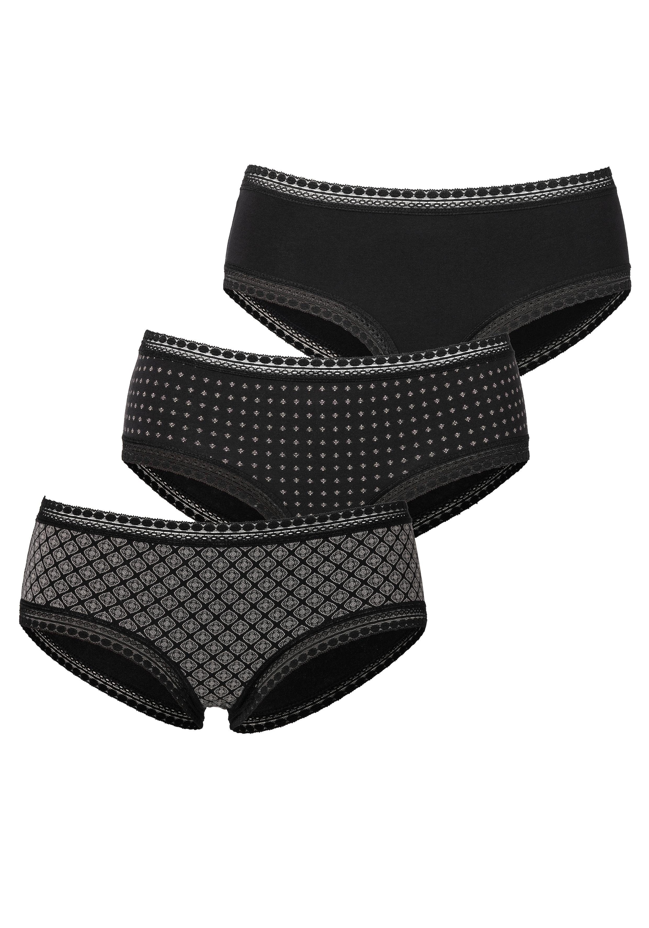 LASCANA Panty , aus elastischer Baumwolle mit weicher Spitze