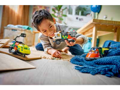 LEGO Vliegtuig, servicewagen en hovercraft remix (60505)