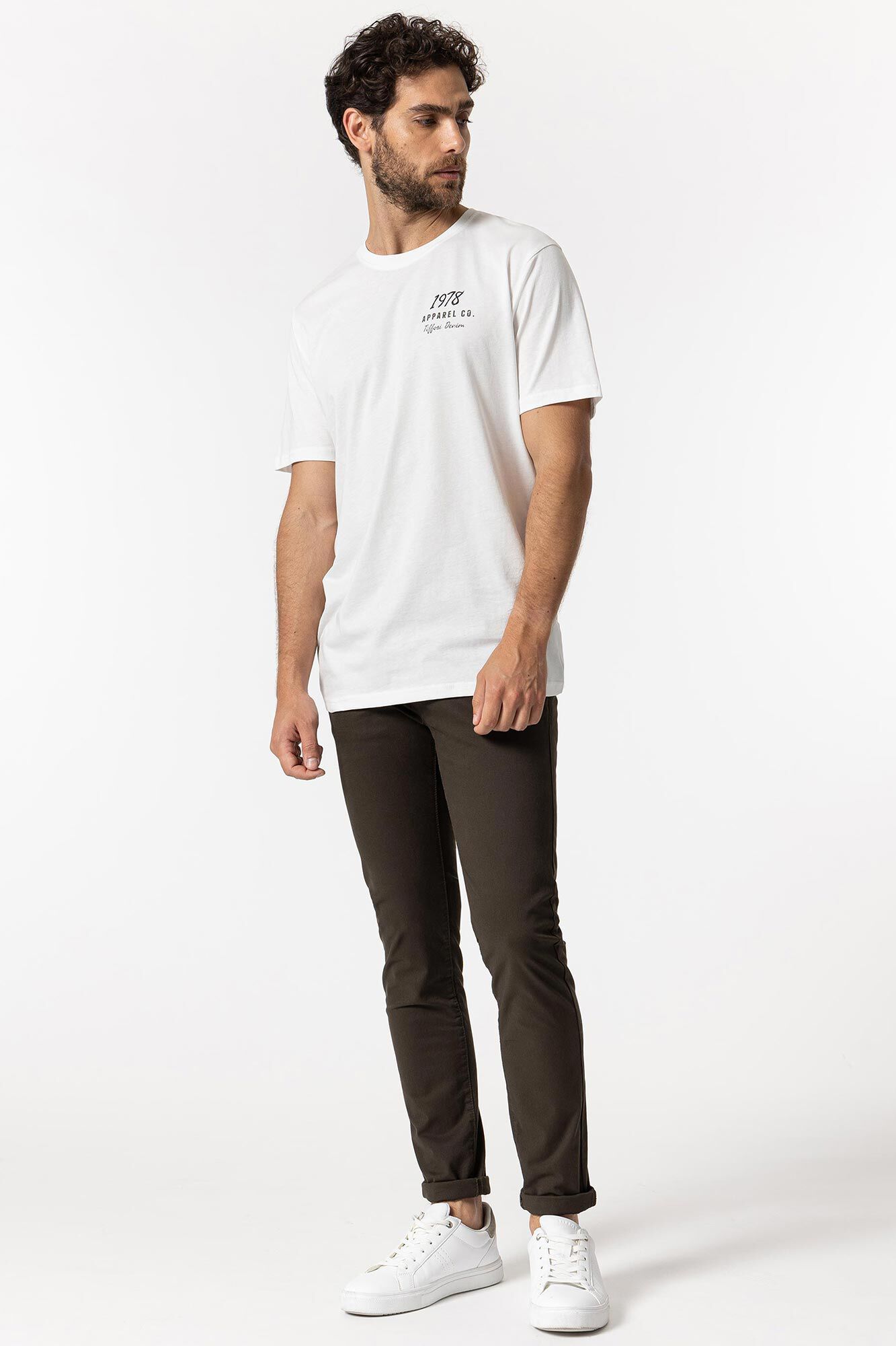 Calças chino de corte slim