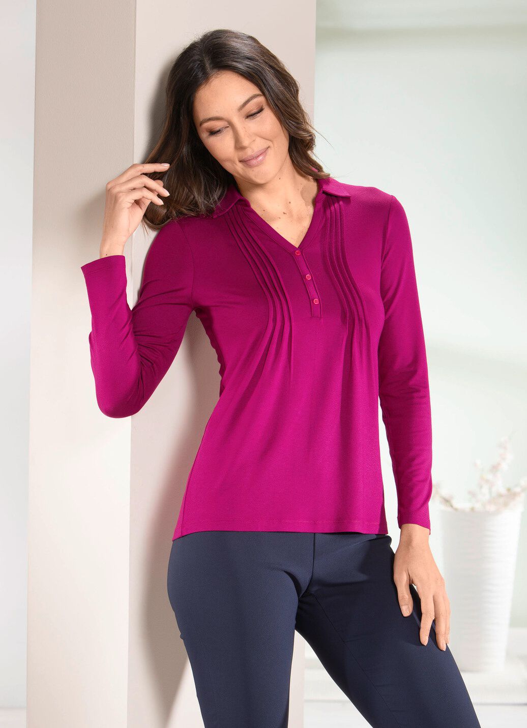 Poloshirt mit kurzer Zierknopfleiste in 3 Farben
