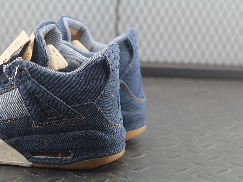 Jordan 4 Retro Levi's Denim