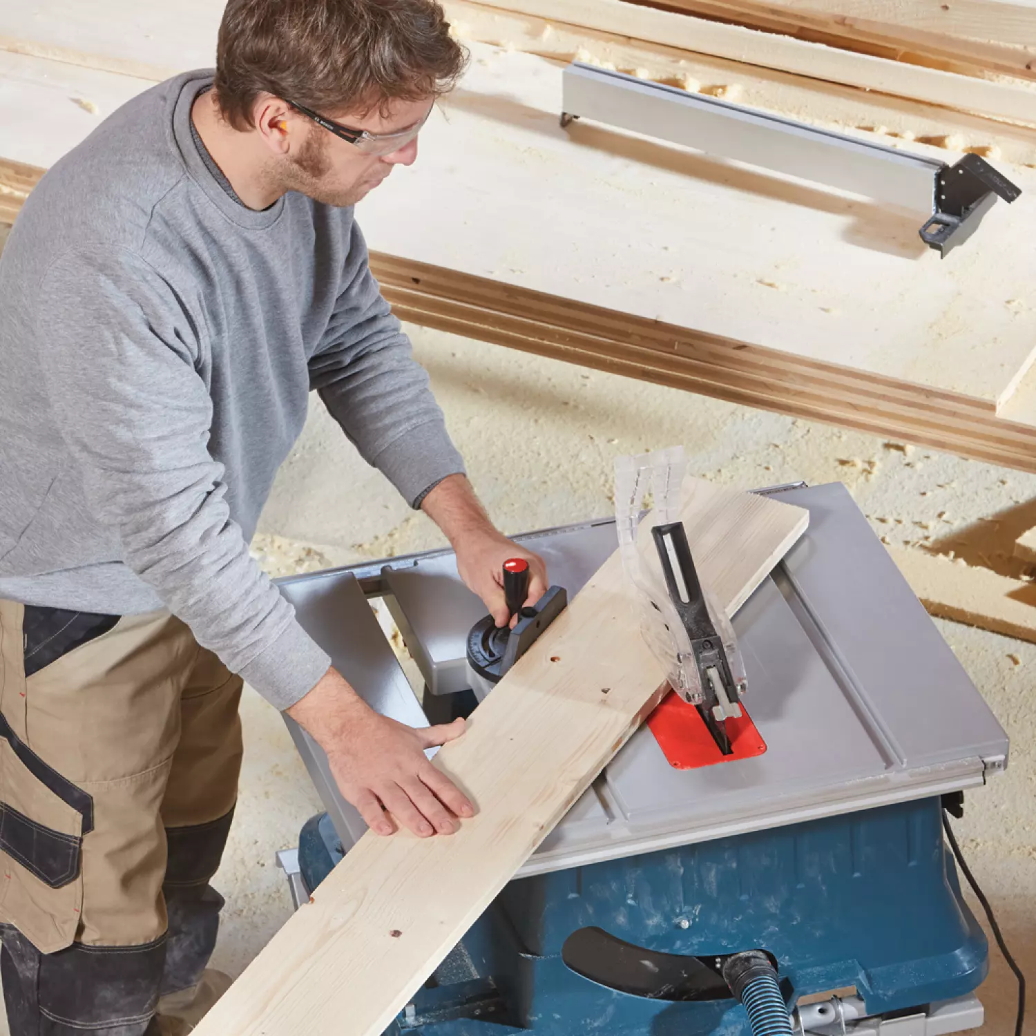 Bosch GTS 635-216 Zaagtafel   Onderstel GTA 560 - 1600W - 216 x 30mm