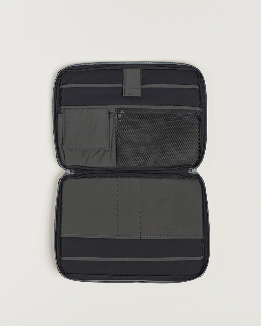 mazi untitled AM Case 02 Nylon Portfolio Grey