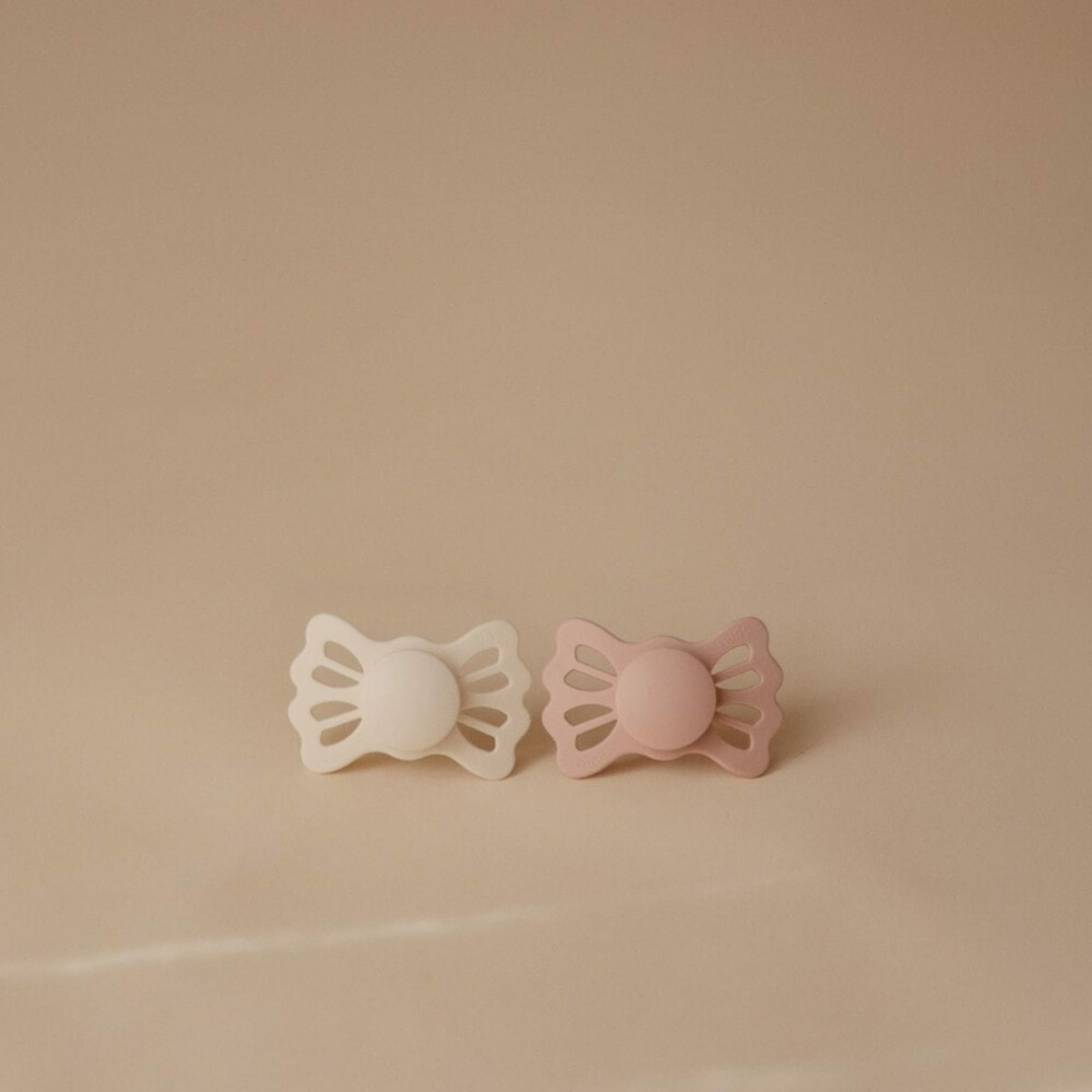 Frigg Fopspeen Lucky maat 2 6-18 mnd Cream Blush 2 stuks