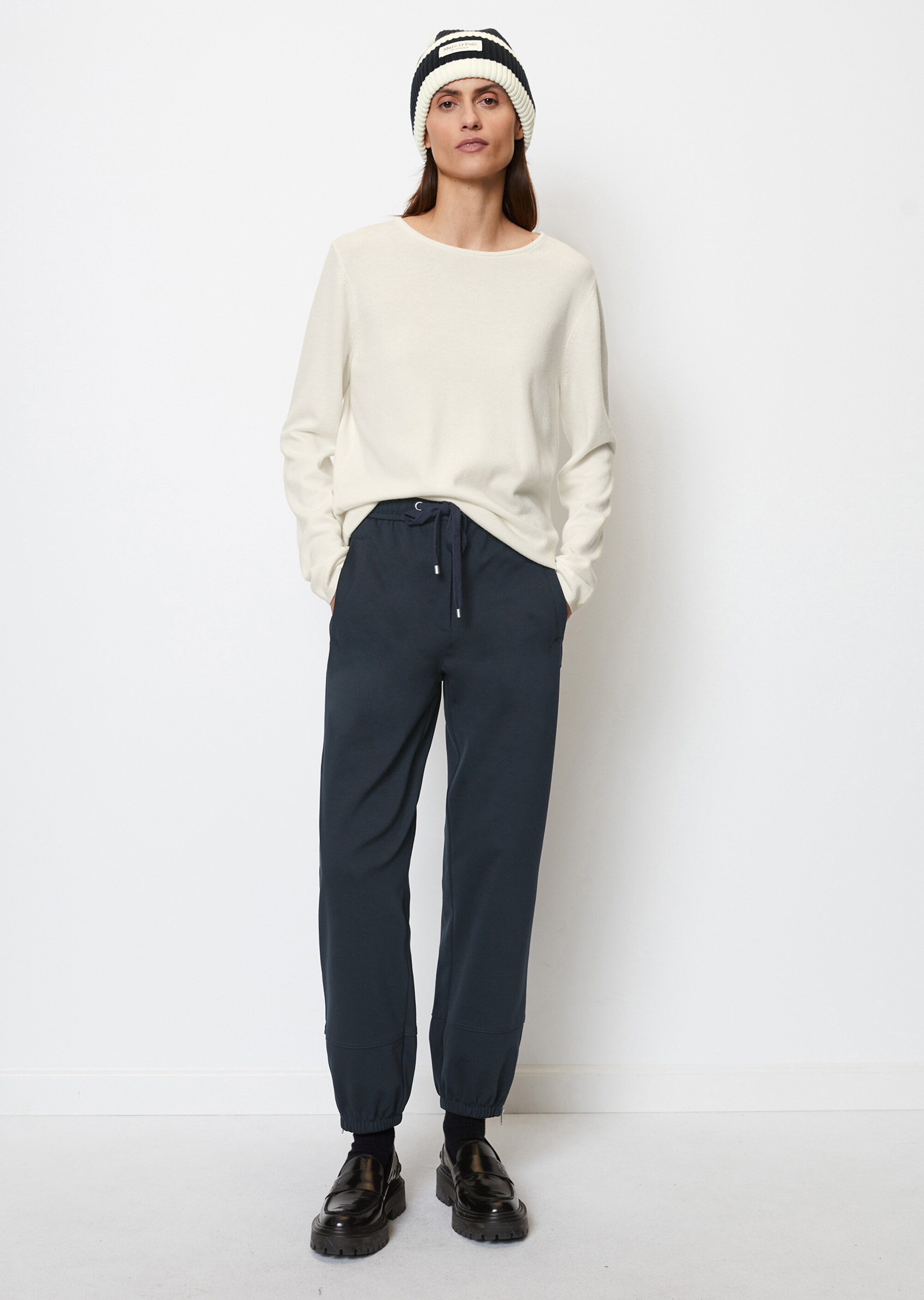 Feinstrick-Pullover regularaus softem Schurwolle-Mix