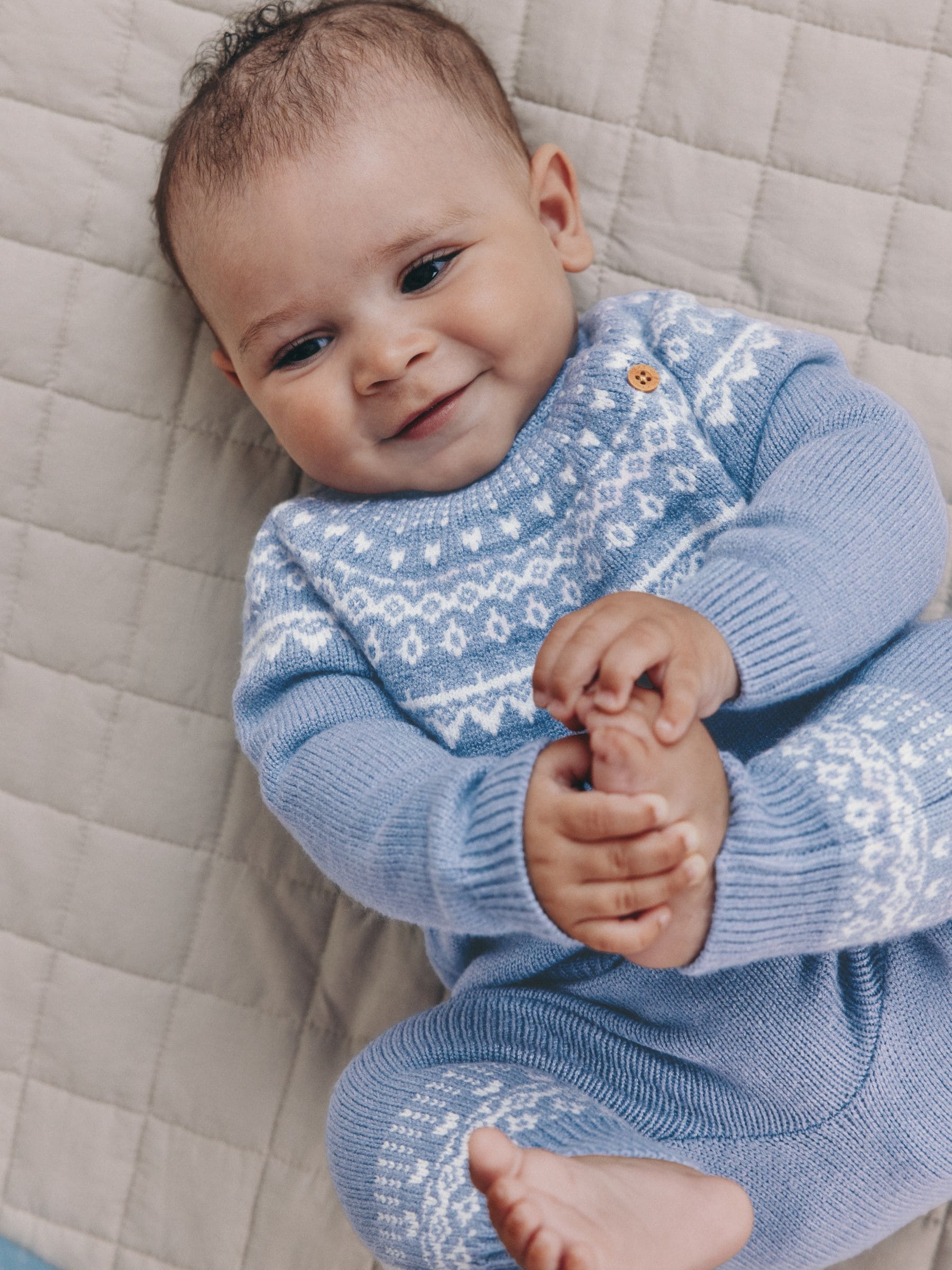 Blauw met fairislemotief - Babyset van gebreide top en legging (0mnd-2jr)