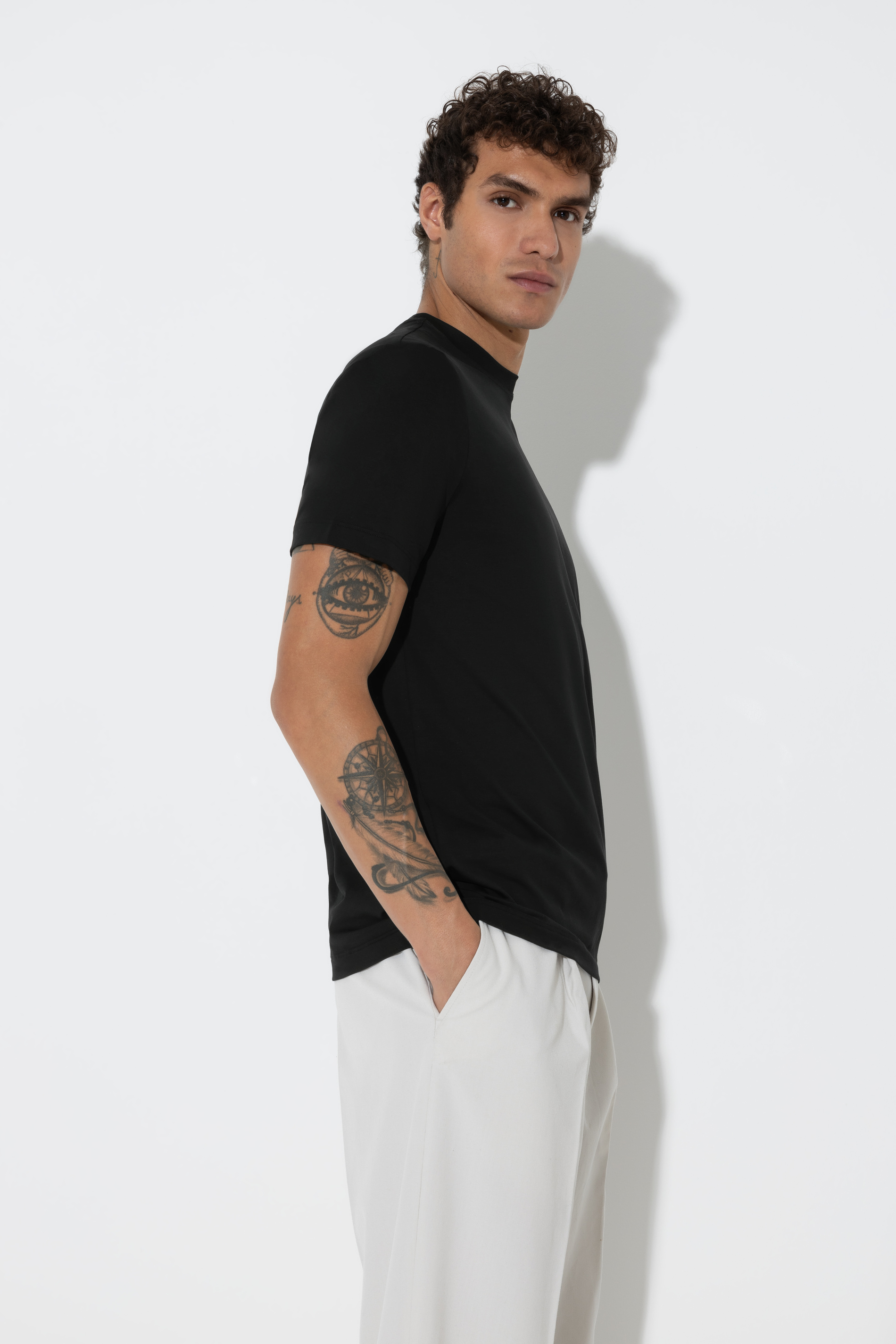 T-Shirt<br>Serie The Suitable