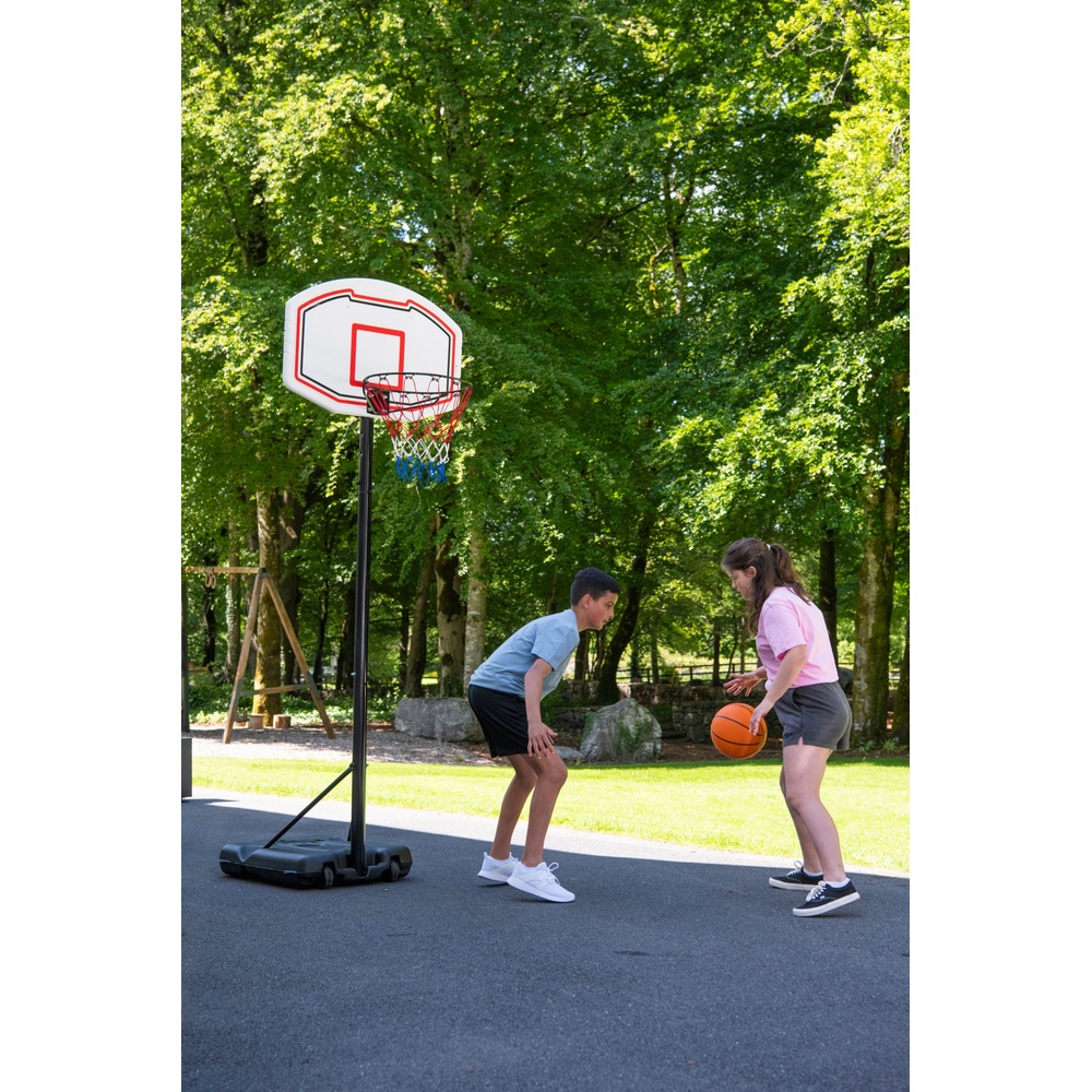 Verstellbarer Basketballständer