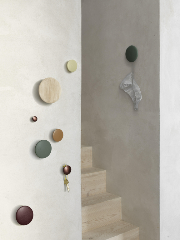 Muuto The Dots Metal haak Ø2.7 umber