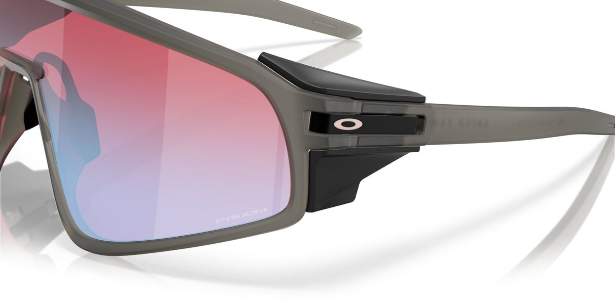 Oakley<br>Latch Panel