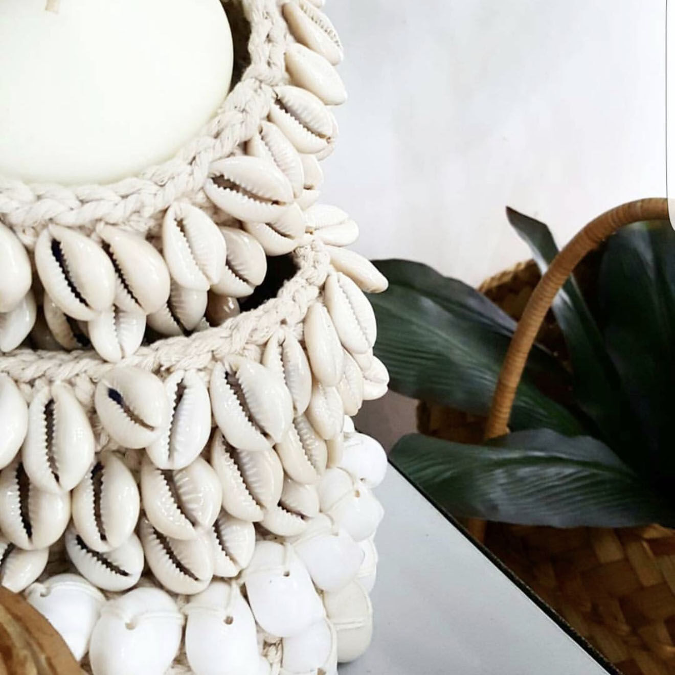 Bazar Bizar Cache-pot en macramé Cowrie naturel - D.12xH.7 cm
