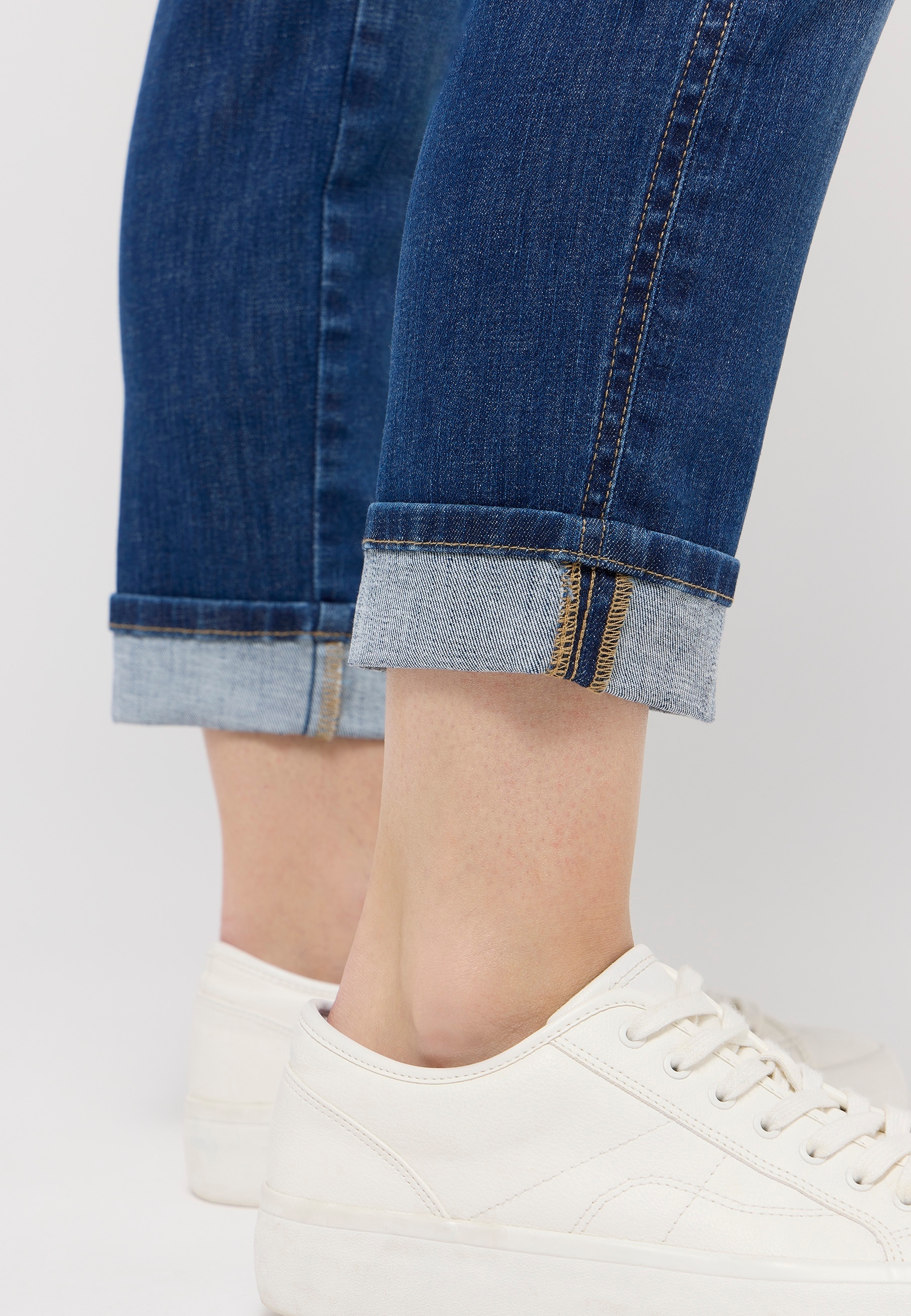 ANGELS Mom-Jeans »DARLEEN CROP TU« im Five-Pocket Style