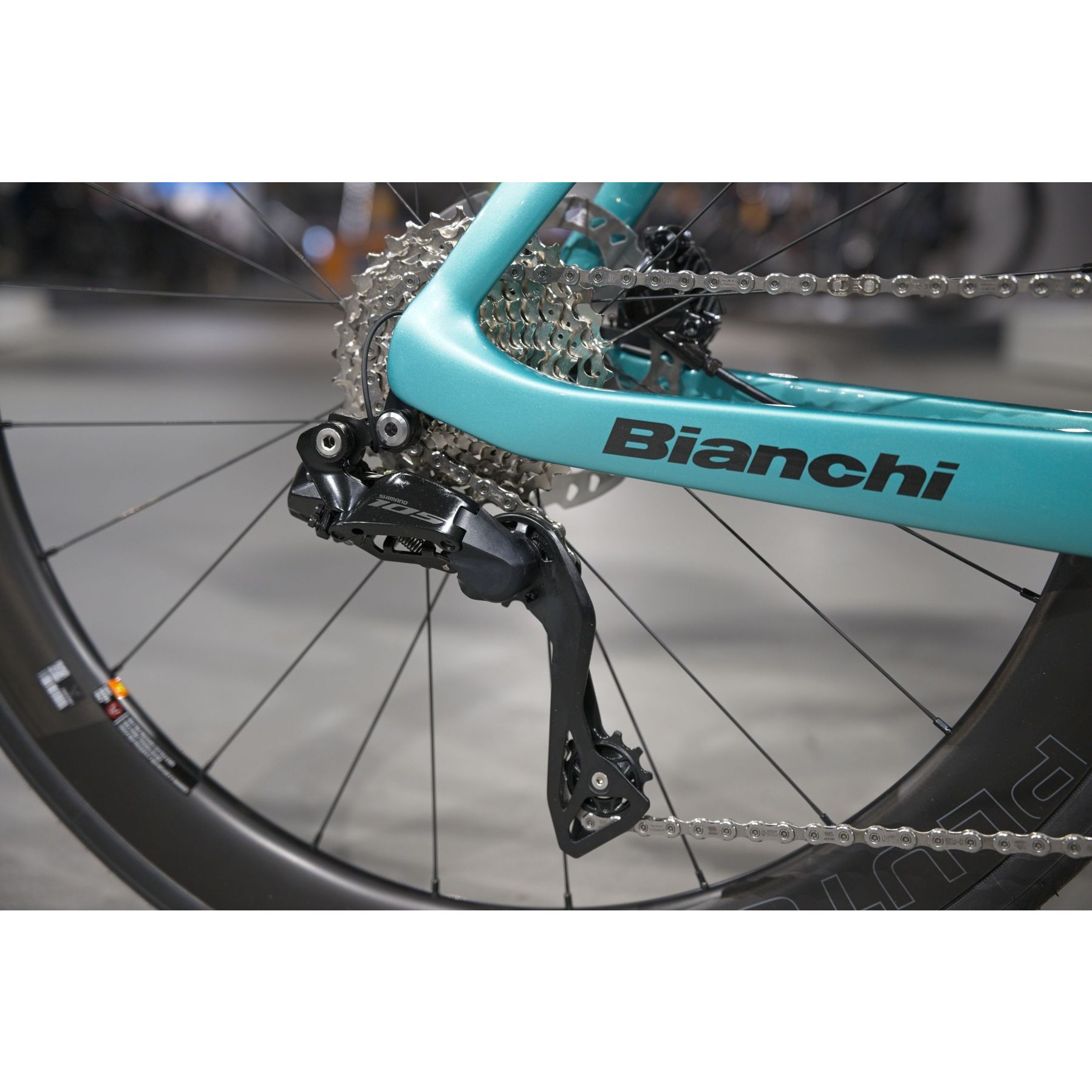 Bianchi Oltre Comp 105 Di2 2026