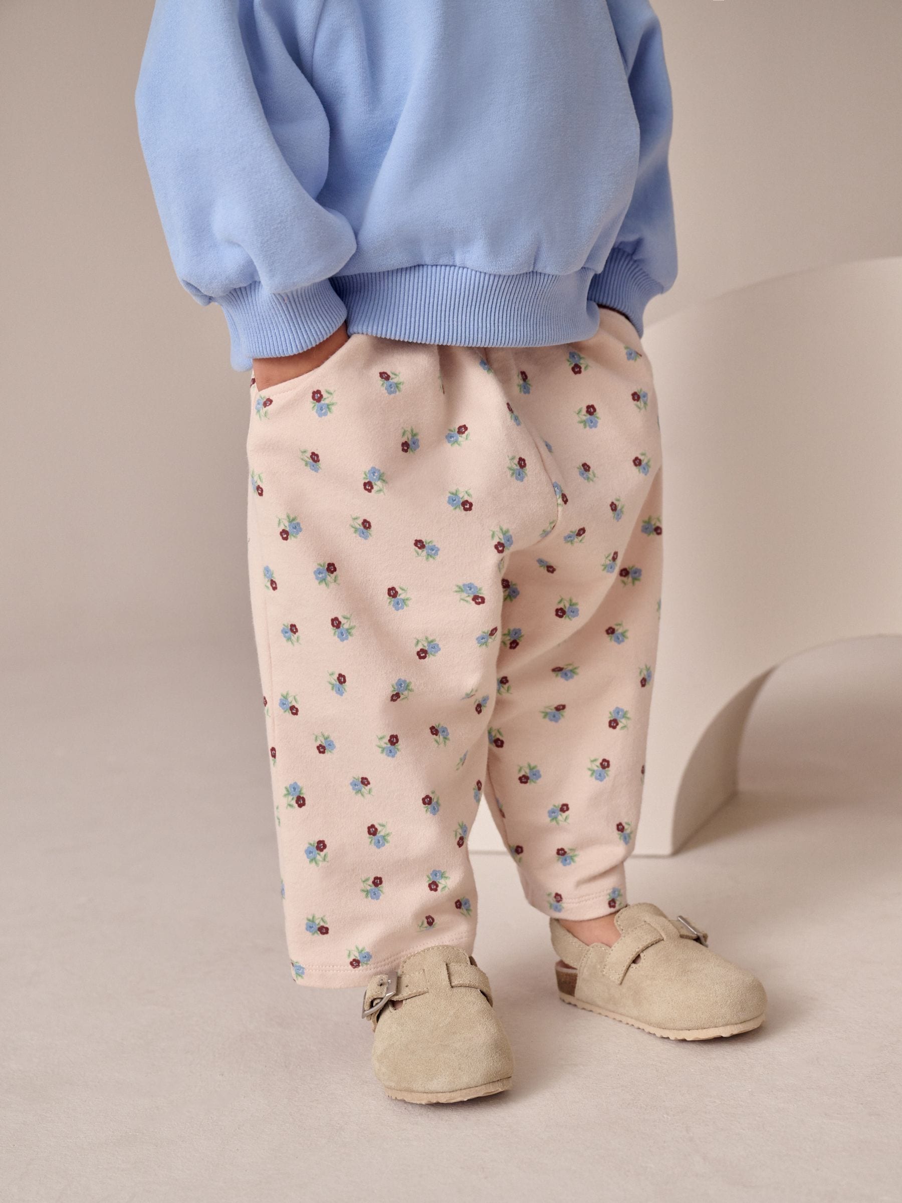 Ecru met fijne bloemenprint - Barrel Trousers (3mths-7yrs)