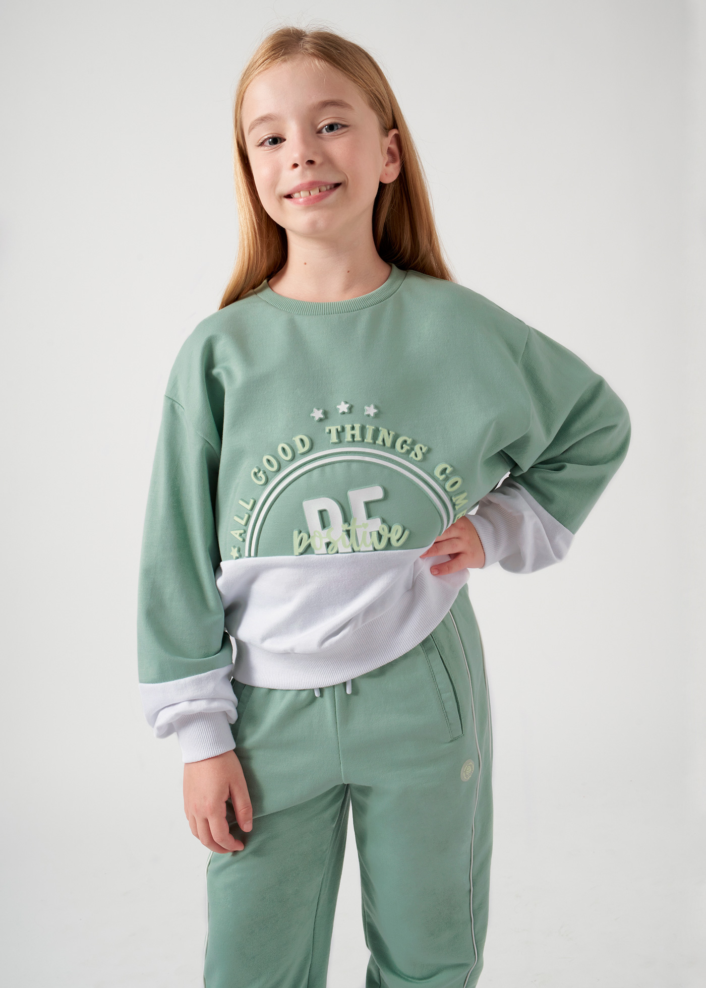 Moletom contrastante para meninas