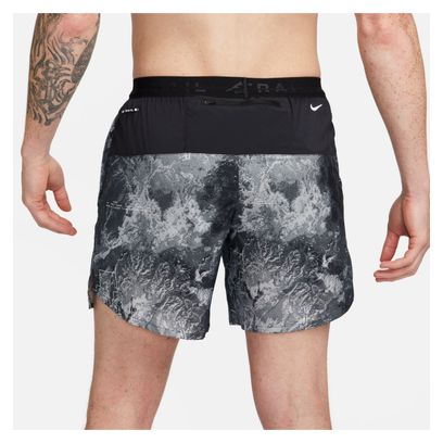 Short Nike Dri-Fit Trail Stride 7in Gris