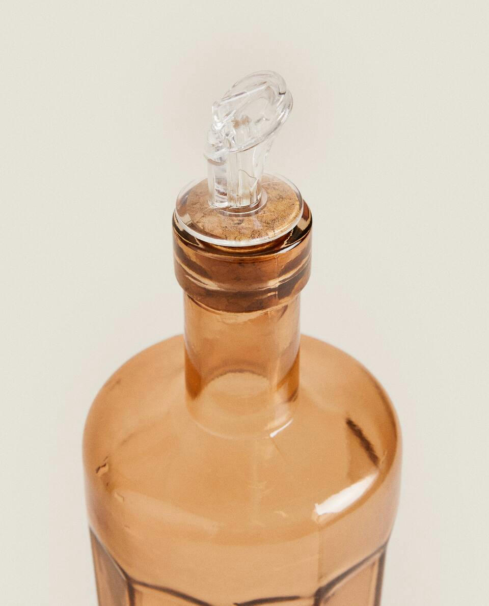galheteiro de vidro facetado com rolha