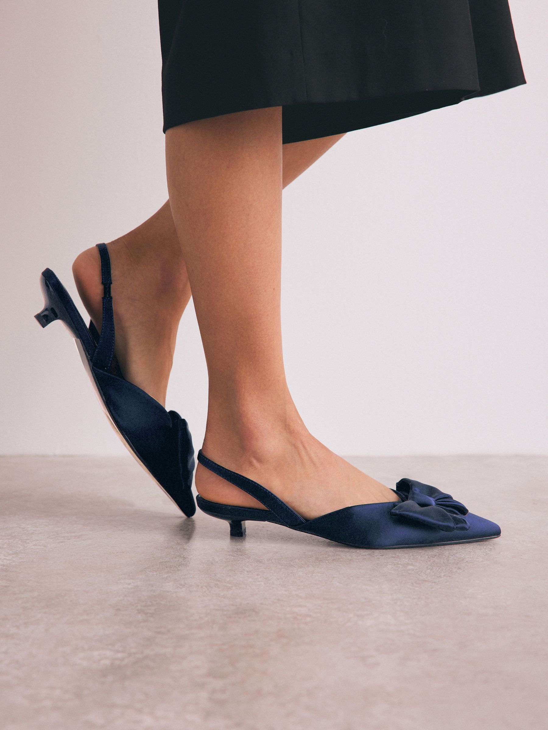Marineblauw - Punt Toe Strik Slingback Naaldhak Schoenen