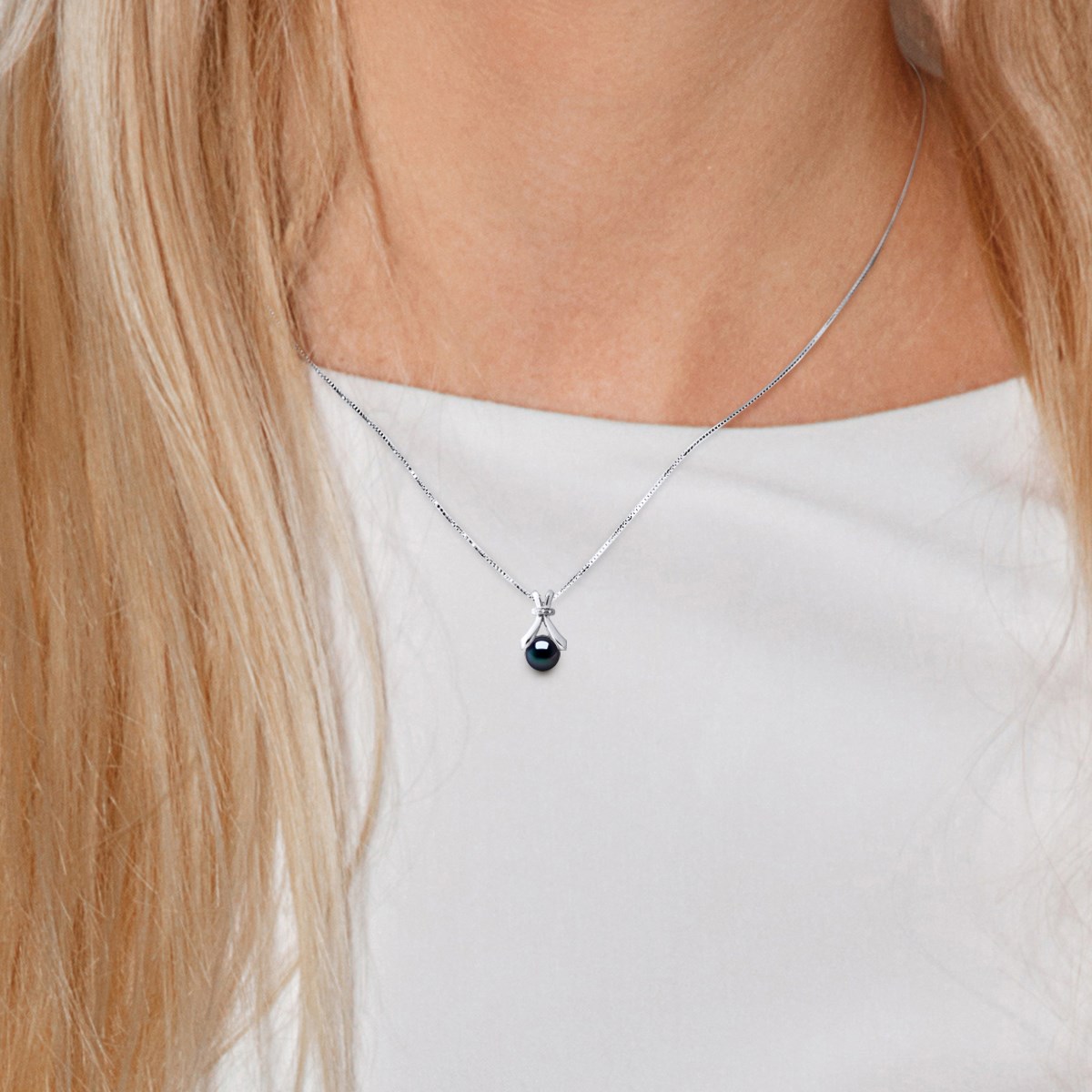 Pendentif Diamants 0,010 Cts Perle de Culture d'Eau Douce 6-7 mm Noire Or Blanc