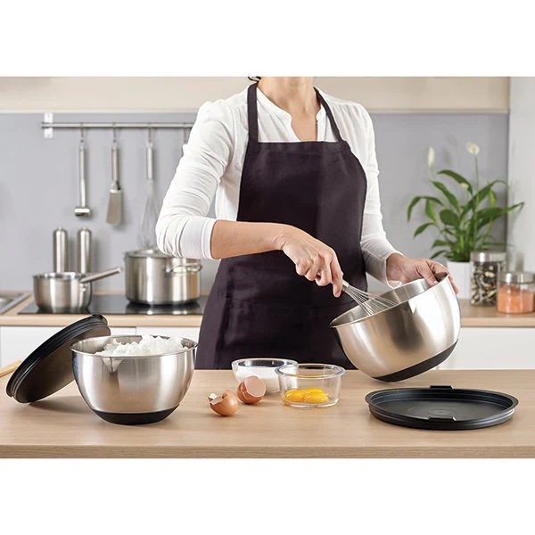 Set de 2 bols pâtissiers inox avec couvercle et base en silicone 20 et
