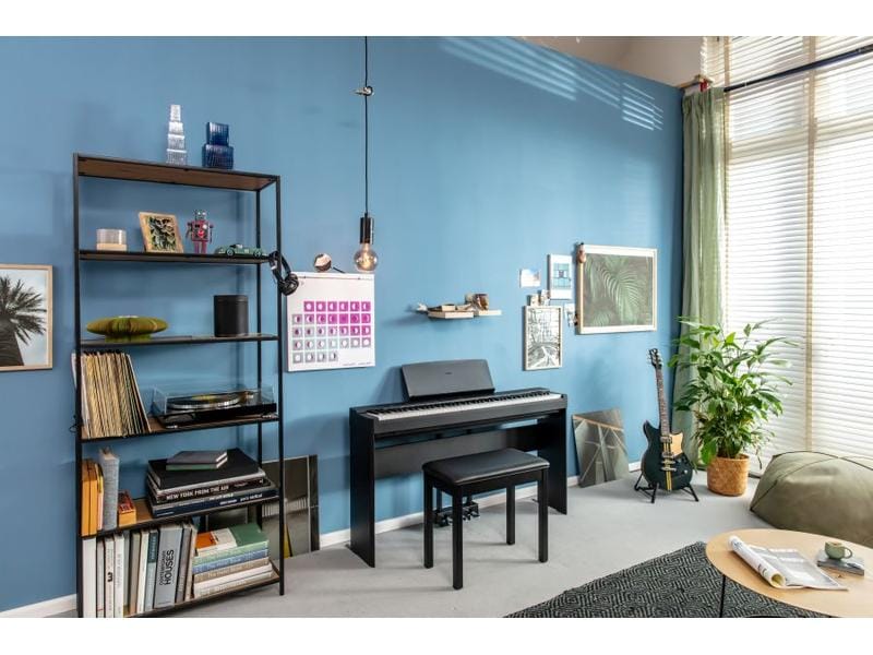 Yamaha E-Piano P-225B Kompaktes Digitalpiano mit Klang und Funktionen für fortgeschrittene Spieler