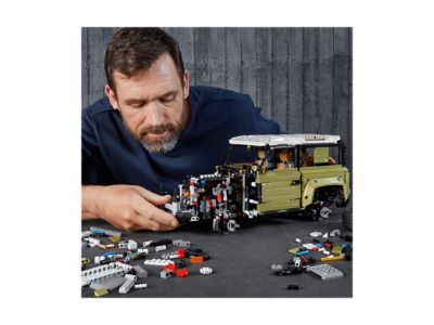 LEGO Land Rover Defender (42110)