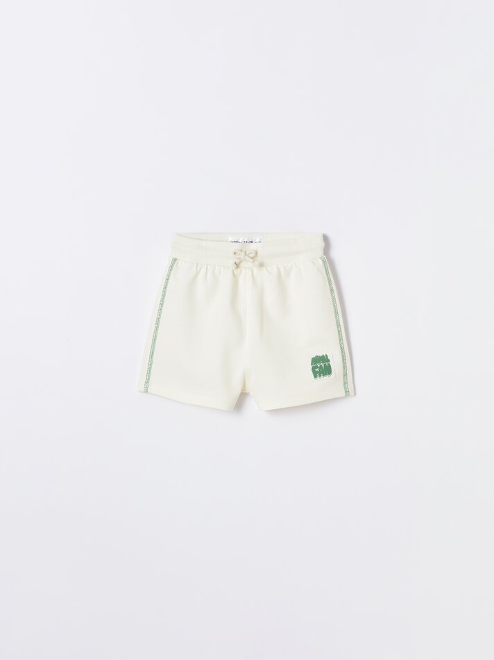 Conjunto de camiseta e shorts de tecido atoalhado - Marfim