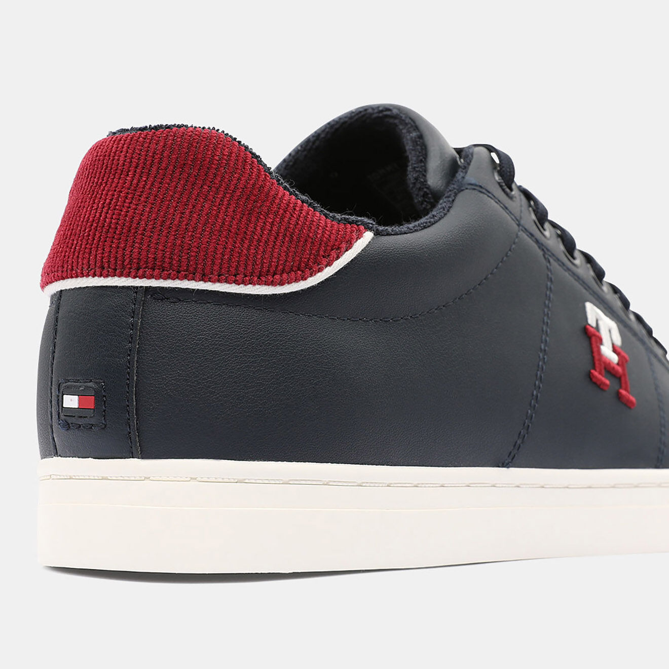 Tommy Hilfiger Baskets en Cuir monogram bleu marine