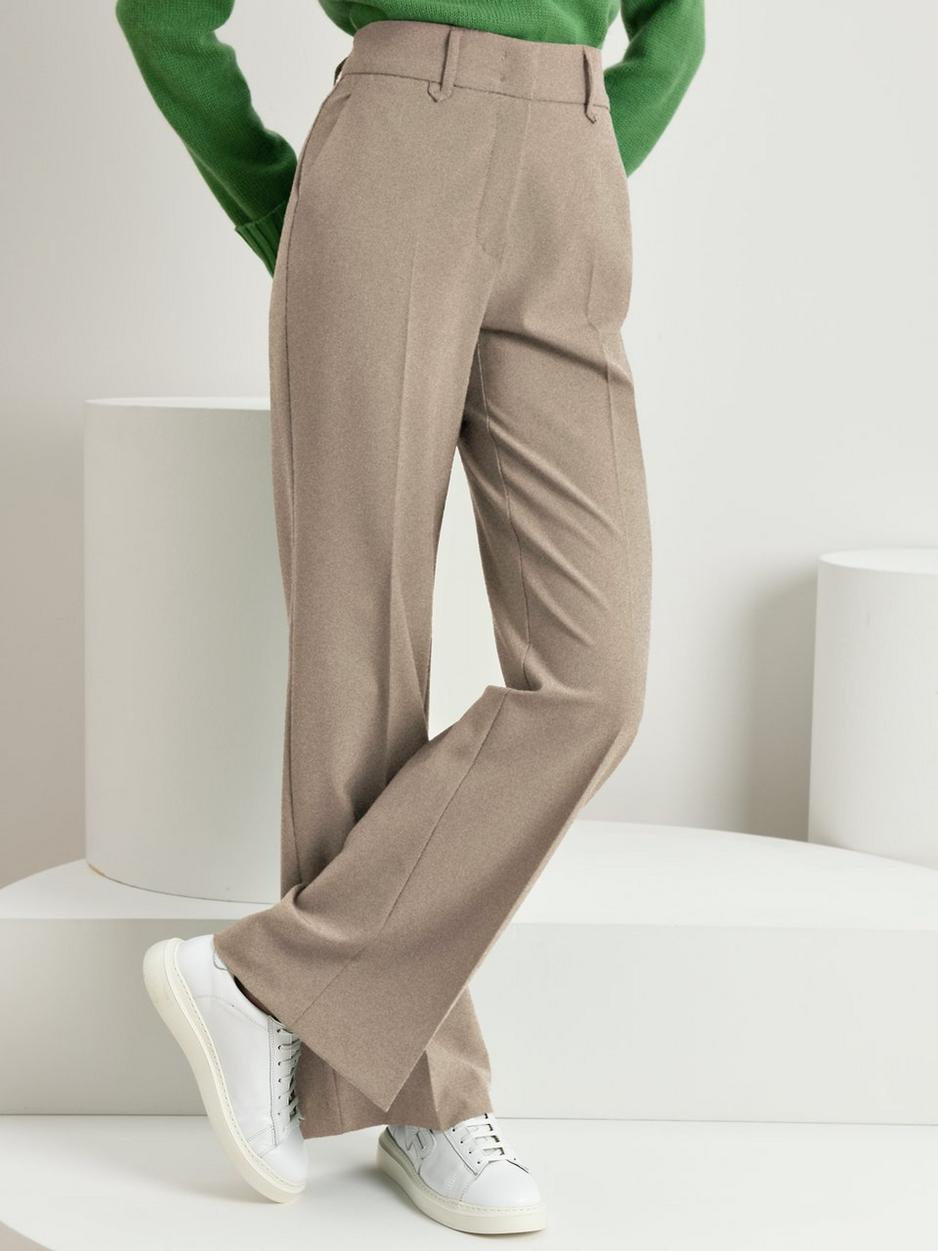 Hose Modell Gabina
