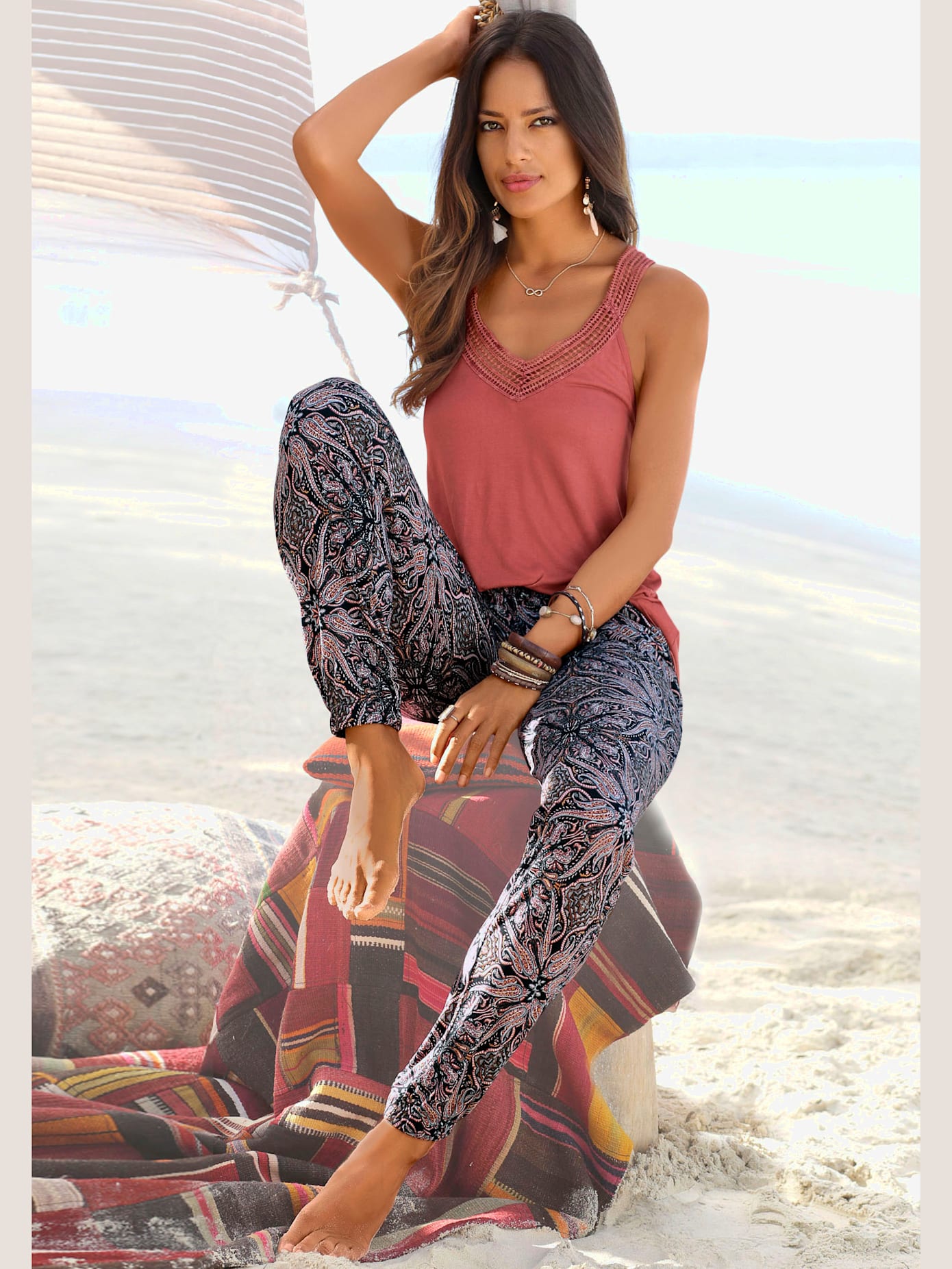 Haut de plage bande dentelle tendance