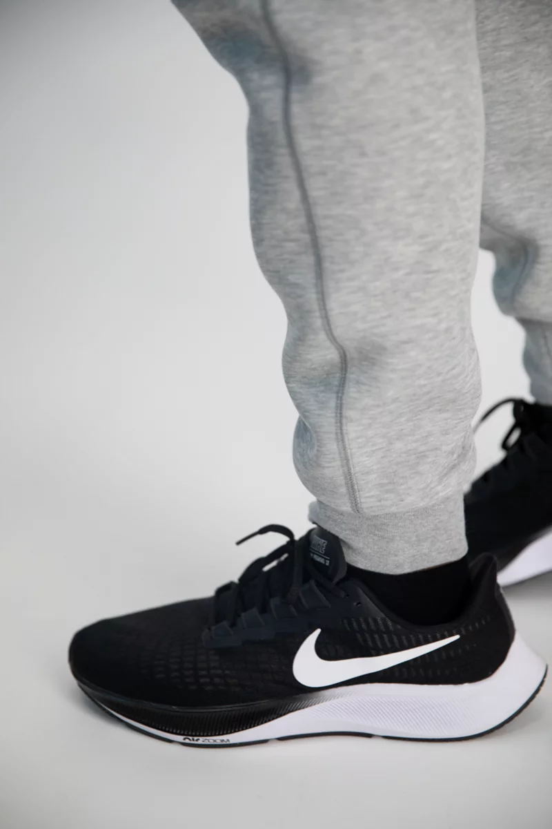Nike Sportswear Tech Fleece Herren Trainerhose