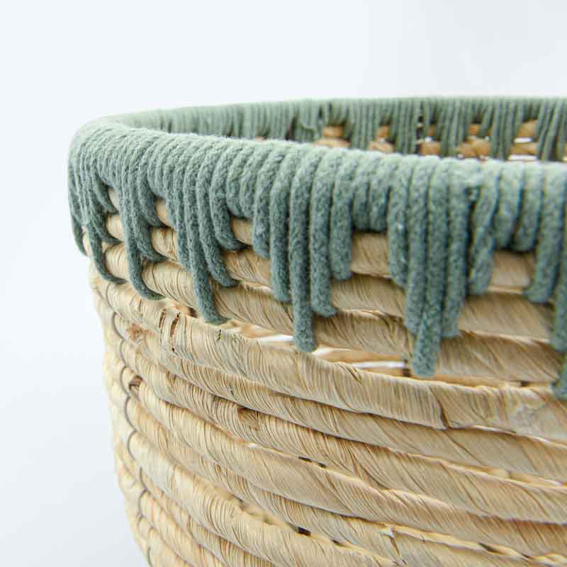 Panier rond broderie verte