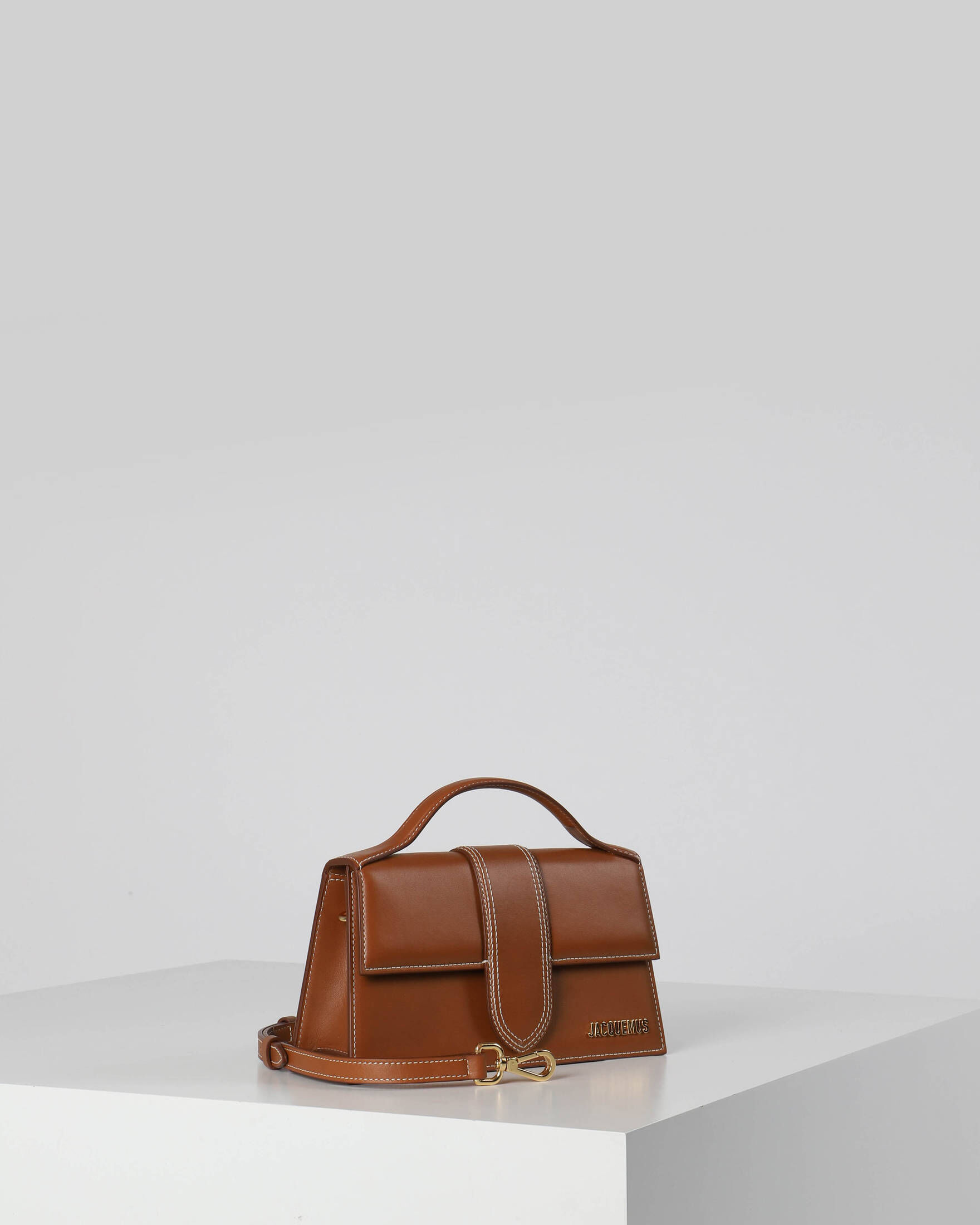 Jacquemus| Damen Umhängetasche LE GRAND BAMBINO aus Leder